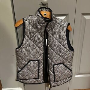 NEW NWT J Crew Down Puffer Vest Herringbone Women's Small - NEW!!!
